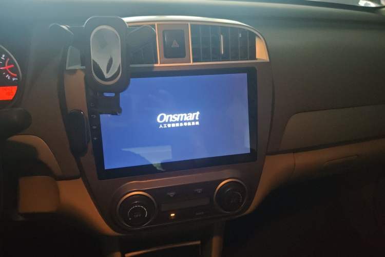 Used Nissan Sylphy 2018 Classic 1.6XE Manual Comfort Edition Audio And AC Panel