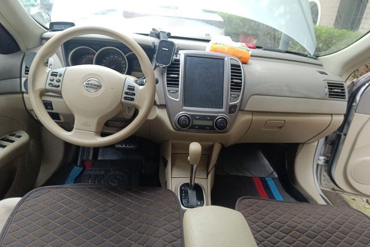 Used Nissan Sylphy 2018 Classic 1.6XE CVT Comfort Edition Center Console