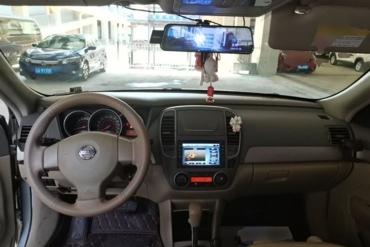 Used Nissan Sylphy 2018 Classic 1.6XE+ CVT Luxury Edition Center Console