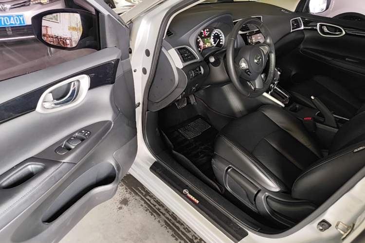 Used Nissan Sylphy 2018 1.6XV CVT Deluxe Edition Driver Seat