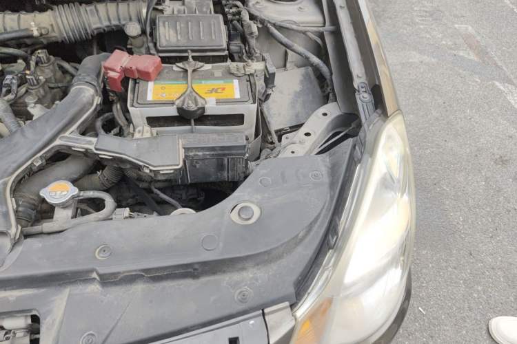 Used Nissan Sylphy 2018 Classic 1.6XE+ CVT Leading Edition Engine Bay Left