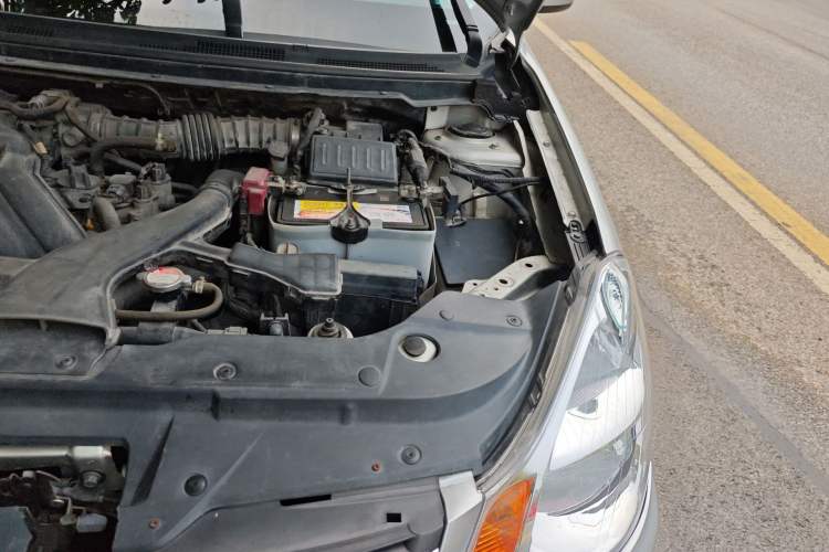 Used Nissan Sylphy 2018 Classic 1.6XE+ Manual Leading Edition Engine Bay Left