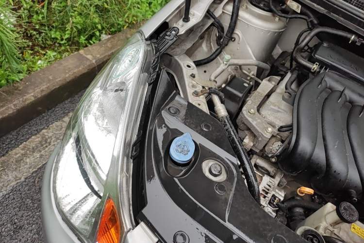 Used Nissan Sylphy 2018 Classic 1.6XE+ CVT Luxury Edition Engine Bay Right