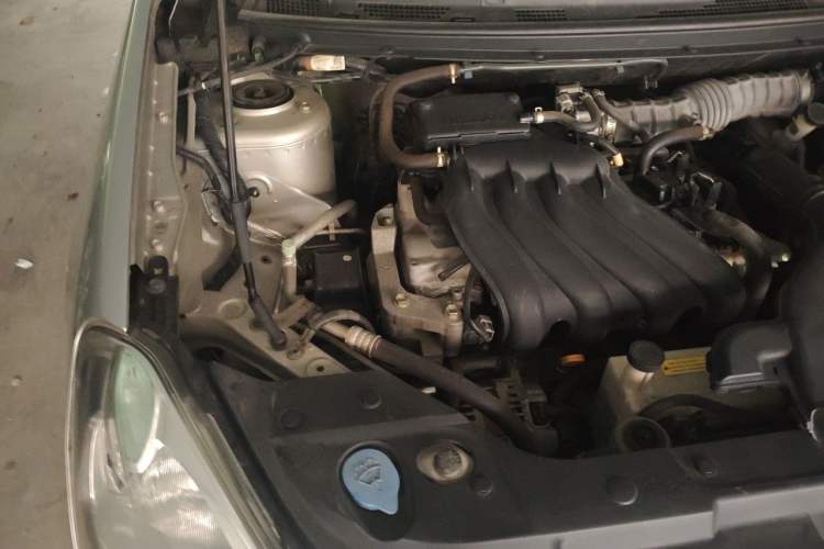 Used Nissan Sylphy 2018 Classic 1.6XE Manual Comfort Edition Engine Bay Right