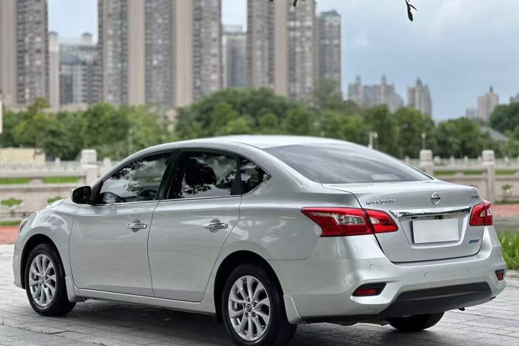 Used Nissan Sylphy 2018 1.6XV CVT Deluxe Edition Exterior 3