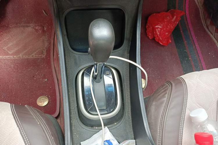 Used Nissan Sylphy 2018 Classic 1.6XE+ CVT Leading Edition Gear Lever
