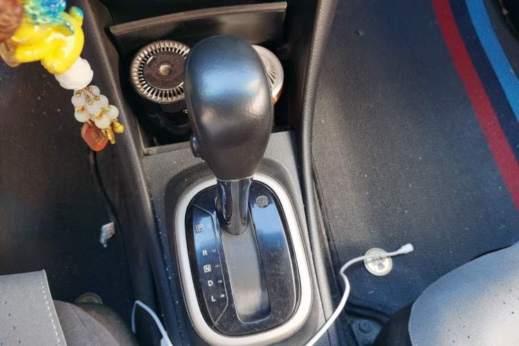Used Nissan Sylphy 2018 Classic 1.6XE CVT Comfort Edition Gear Lever