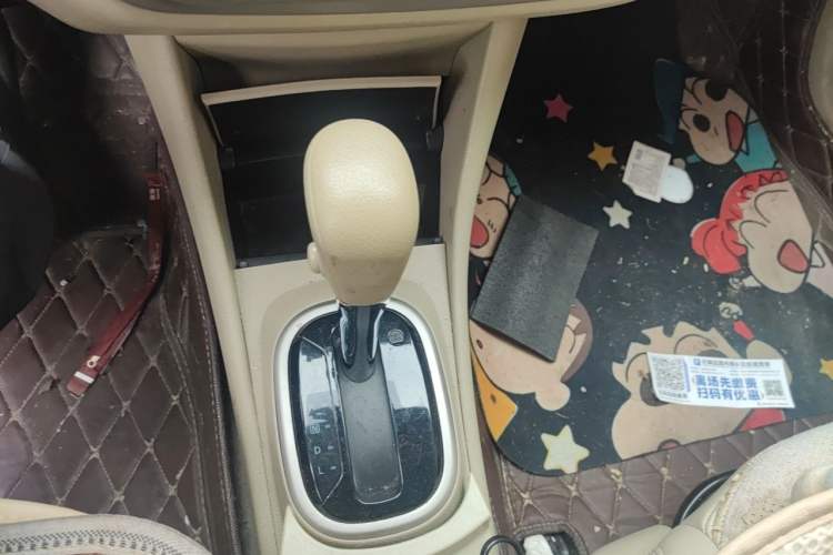 Used Nissan Sylphy 2018 Classic 1.6XE+ CVT Luxury Edition Gear Lever