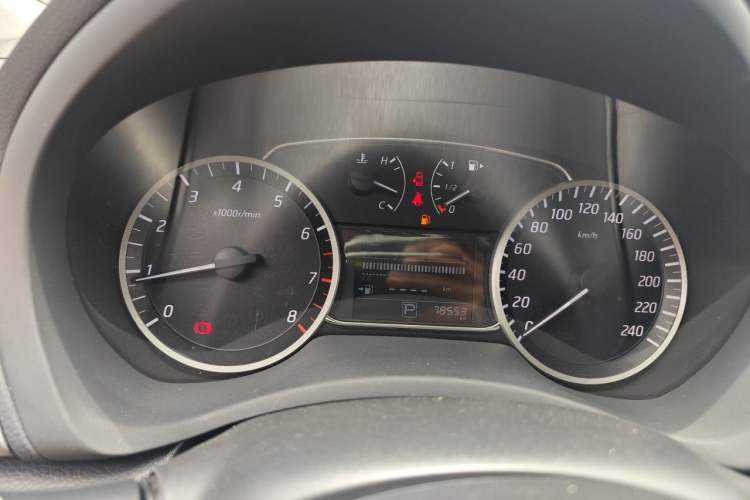 Used Nissan Sylphy 2018 1.6XV CVT Deluxe Edition Instrument Cluster