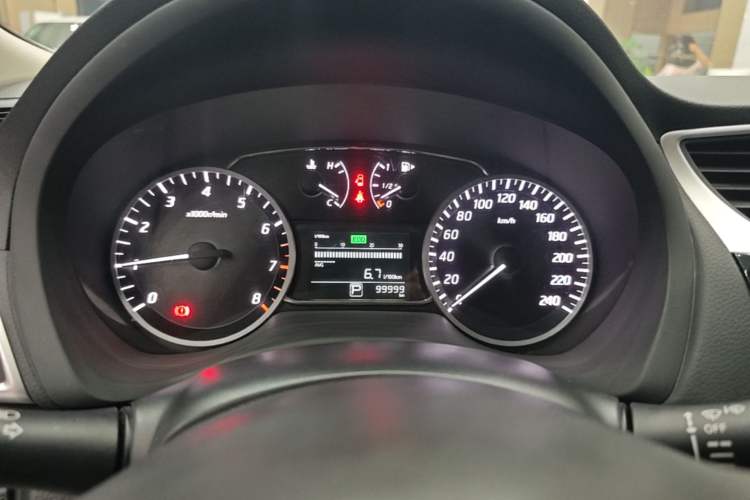 Used Nissan Sylphy 2018 1.6XV CVT Deluxe Edition Instrument Cluster