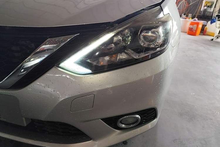 Used Nissan Sylphy 2018 1.6XV CVT Deluxe Edition Left Front Headlight
