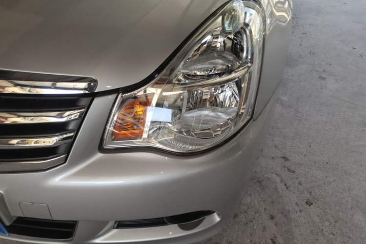 Used Nissan Sylphy 2018 Classic 1.6XE+ CVT Luxury Edition Left Front Headlight