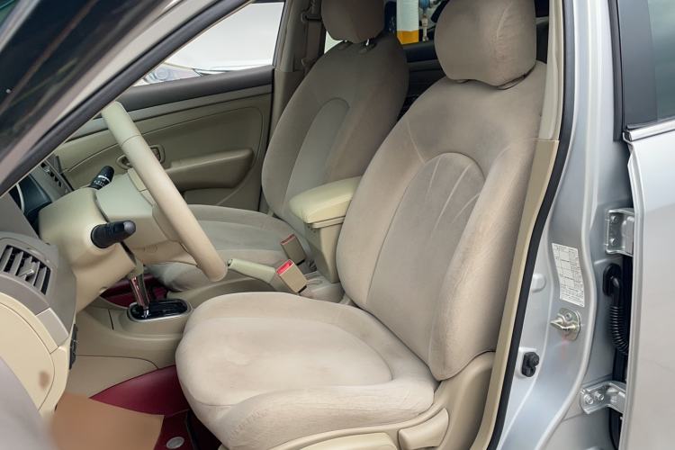 Used Nissan Sylphy 2018 Classic 1.6XE+ CVT Leading Edition Left Front Seat