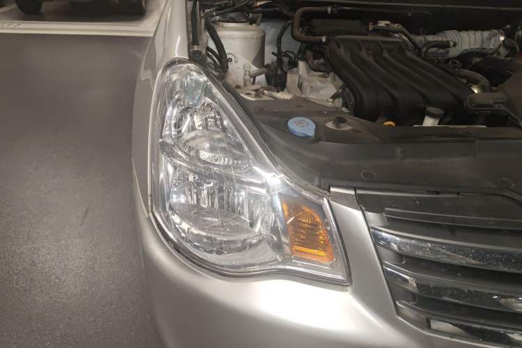 Used Nissan Sylphy 2018 Classic 1.6XE CVT Comfort Edition Right Front Headlight