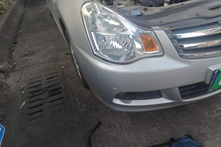 Used Nissan Sylphy 2018 Classic 1.6XE CVT Comfort Edition Right Front Headlight