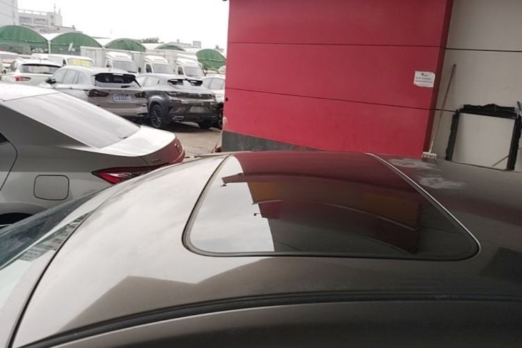 Used Nissan Sylphy 2018 Classic 1.6XE+ CVT Leading Edition Roof
