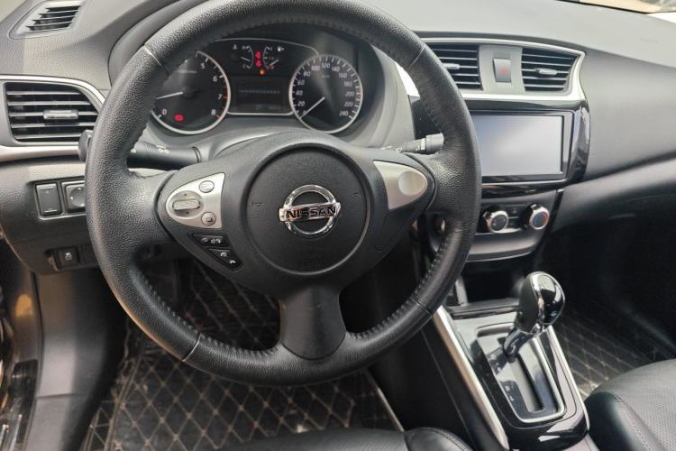 Used Nissan Sylphy 2018 1.6XV CVT Deluxe Edition Steering Wheel