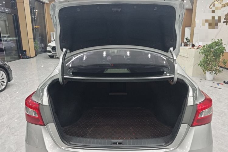Used Nissan Sylphy 2018 1.6XV CVT Deluxe Edition Trunk