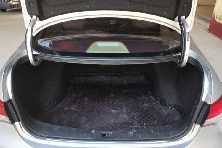Used Nissan Sylphy 2018 Classic 1.6XE+ CVT Luxury Edition Trunk