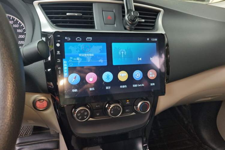 Used Nissan Sylphy 2018 1.6XV CVT Deluxe Edition Audio And AC Panel
