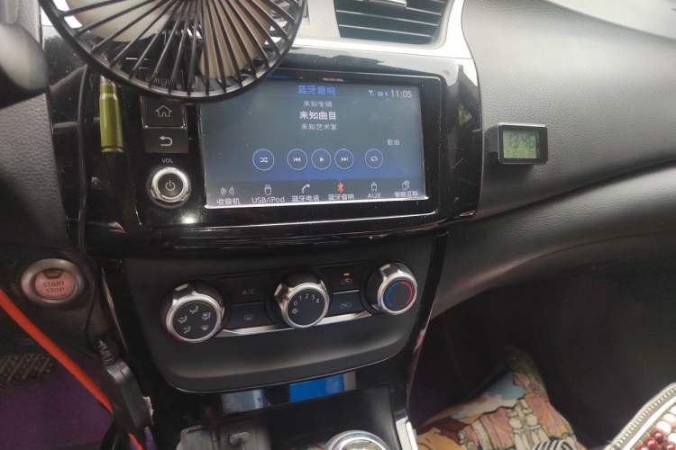 Used Nissan Sylphy 2018 1.6XV CVT Deluxe Edition Audio And AC Panel