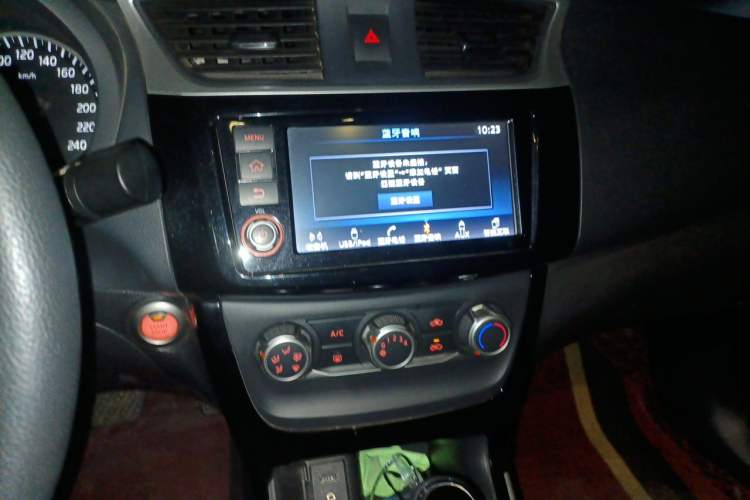 Used Nissan Sylphy 2018 1.6XV CVT Deluxe Edition Audio And AC Panel