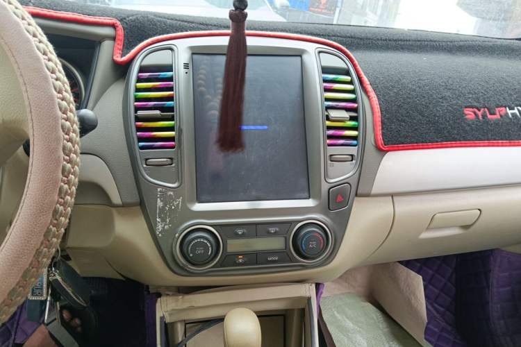 Used Nissan Sylphy 2018 Classic 1.6XE CVT Comfort Edition Audio And AC Panel