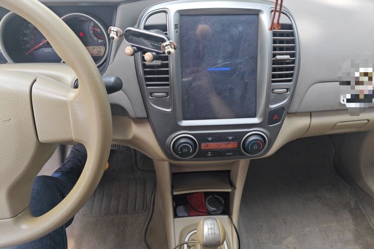 Used Nissan Sylphy 2018 Classic 1.6XE Manual Comfort Edition Audio And AC Panel