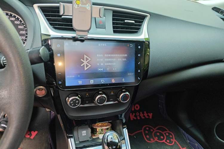Used Nissan Sylphy 2018 1.6XV CVT Deluxe Edition Audio And AC Panel