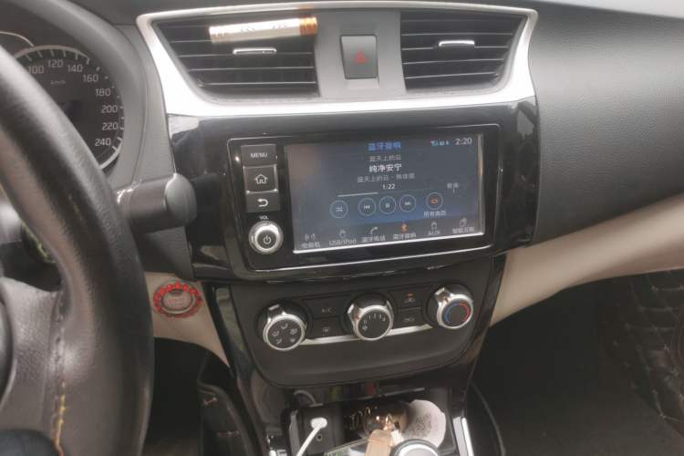 Used Nissan Sylphy 2018 1.6XV CVT Deluxe Edition Audio And AC Panel