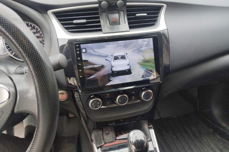 Used Nissan Sylphy 2018 1.6XV CVT Deluxe Edition Audio And AC Panel