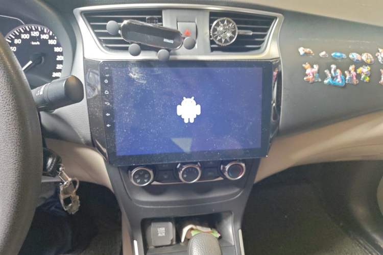 Used Nissan Sylphy 2018 1.6XE CVT Comfort Edition Audio And AC Panel