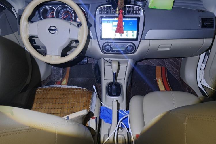 Used Nissan Sylphy 2018 Classic 1.6XE CVT Comfort Edition Center Console