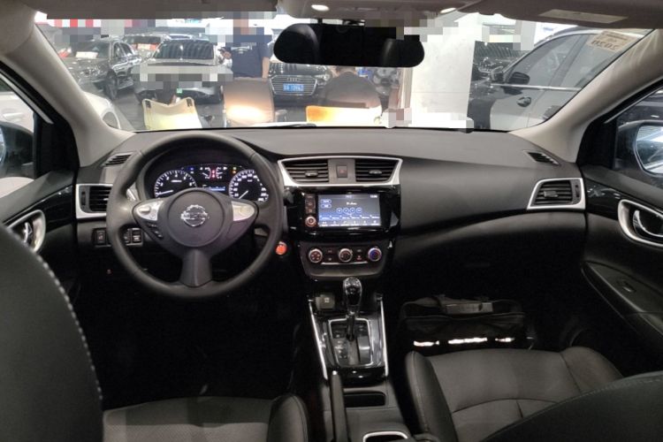 Used Nissan Sylphy 2018 1.6XV CVT Deluxe Edition Center Console