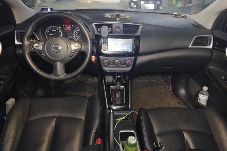 Used Nissan Sylphy 2018 1.6XV CVT Deluxe Edition Center Console