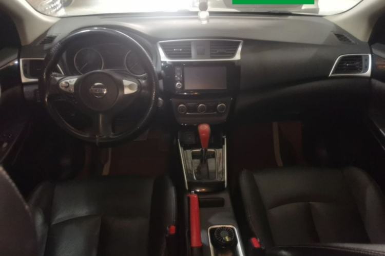Used Nissan Sylphy 2018 1.6XV CVT Deluxe Edition Center Console