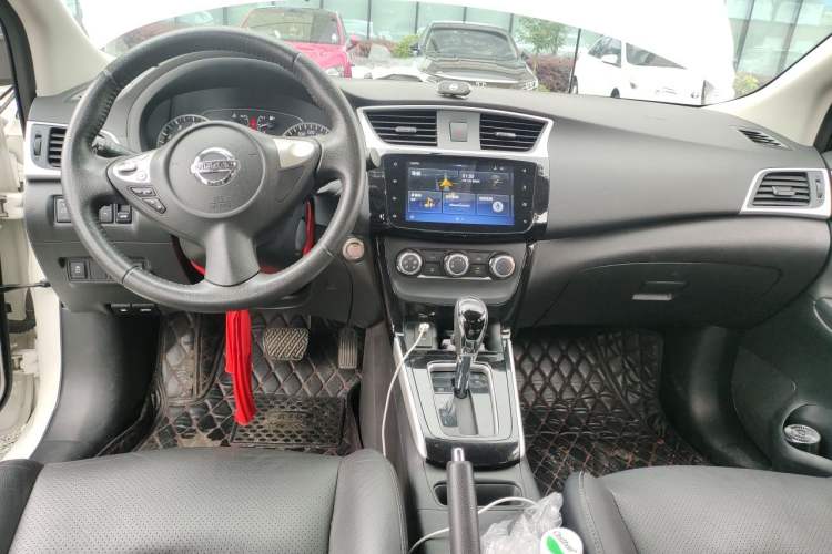 Used Nissan Sylphy 2018 1.6XV CVT Deluxe Edition Center Console
