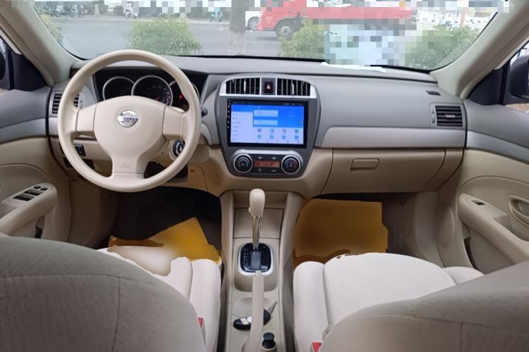 Used Nissan Sylphy 2018 Classic 1.6XE+ CVT Leading Edition Center Console