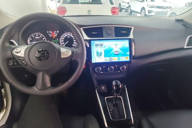 Used Nissan Sylphy 2018 1.6XV CVT Deluxe Edition Center Console