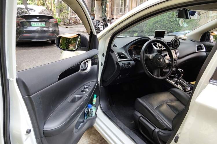 Used Nissan Sylphy 2018 1.6XV CVT Deluxe Edition Driver Seat