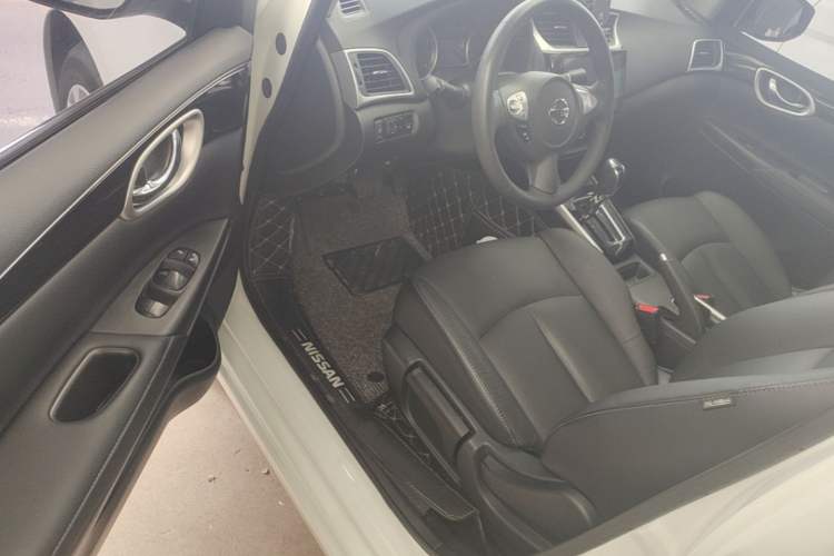 Used Nissan Sylphy 2018 1.6XV CVT Deluxe Edition Driver Seat