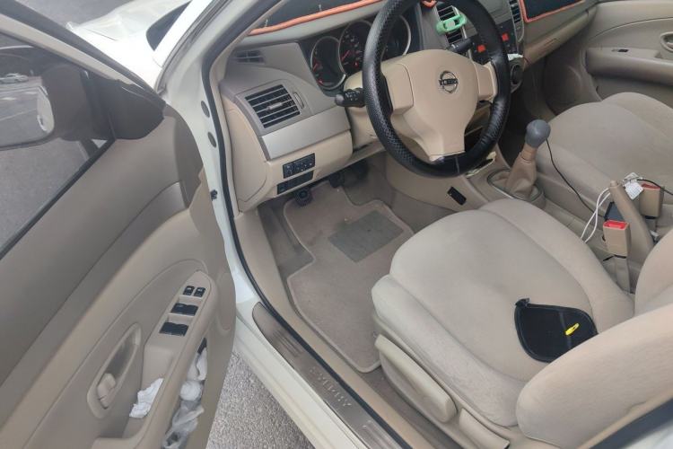Used Nissan Sylphy 2018 Classic 1.6XE Manual Comfort Edition Driver Seat