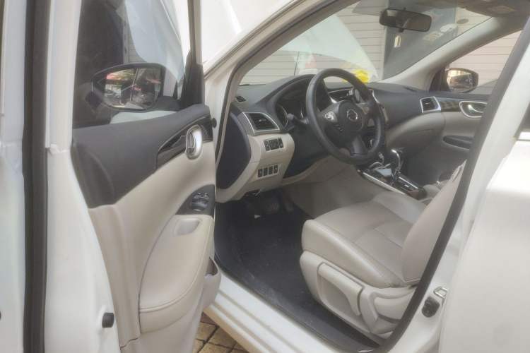 Used Nissan Sylphy 2018 1.6XV CVT Deluxe Edition Driver Seat
