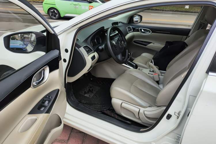 Used Nissan Sylphy 2018 1.6XV CVT Deluxe Edition Driver Seat