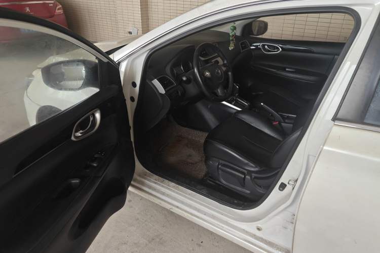 Used Nissan Sylphy 2018 1.6XV CVT Deluxe Edition Driver Seat