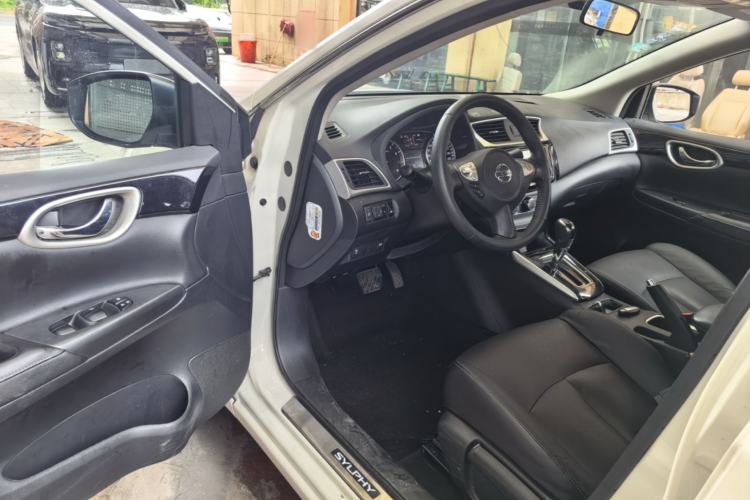 Used Nissan Sylphy 2018 1.6XV CVT Deluxe Edition Driver Seat