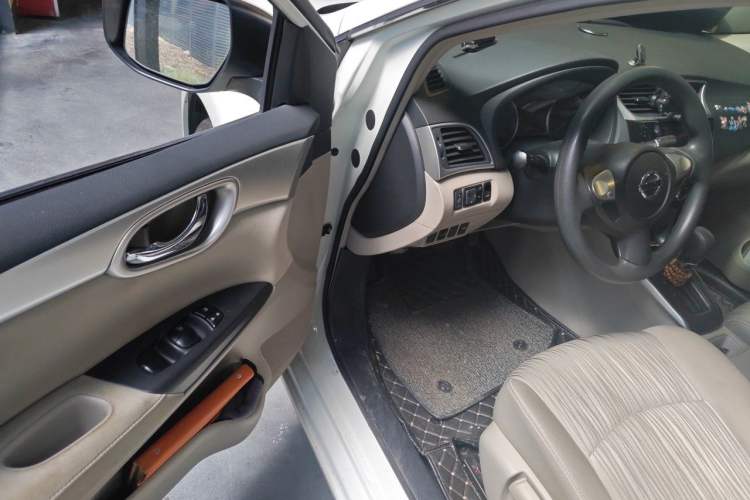Used Nissan Sylphy 2018 1.6XE CVT Comfort Edition Driver Seat