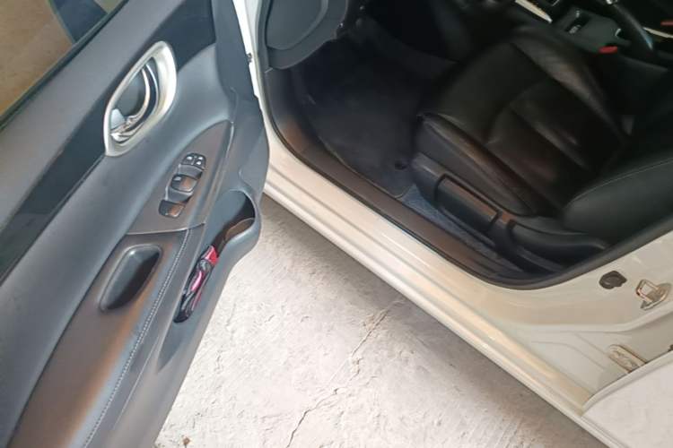 Used Nissan Sylphy 2018 1.6XV CVT Deluxe Edition Driver Seat