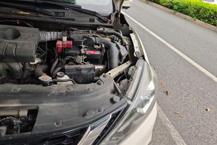 Used Nissan Sylphy 2018 1.6XV CVT Deluxe Edition Engine Bay Left