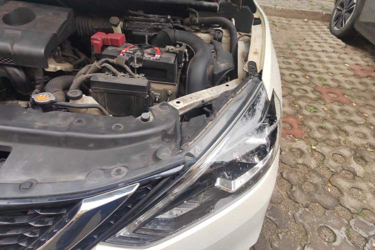 Used Nissan Sylphy 2018 1.6XV CVT Deluxe Edition Engine Bay Left